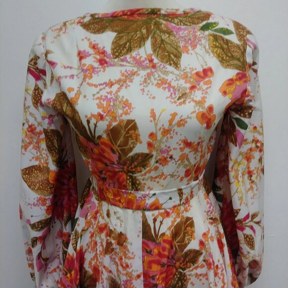 1970's Handmade Flower Print Dress - Picture 5 of 9